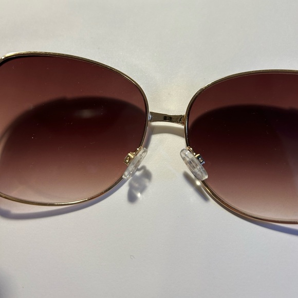 NWOT Jessica Simpson Vented Thin Oversized Sunglasses - Picture 3 of 6